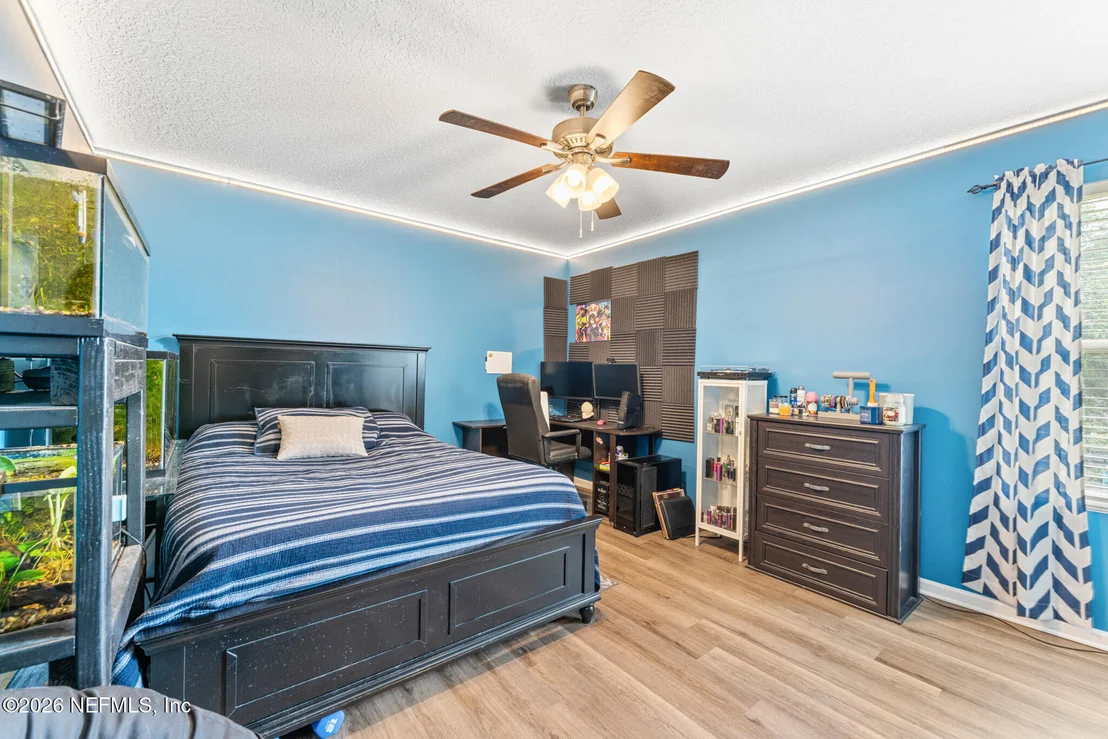 Photo of 425 FORT DRUM Court