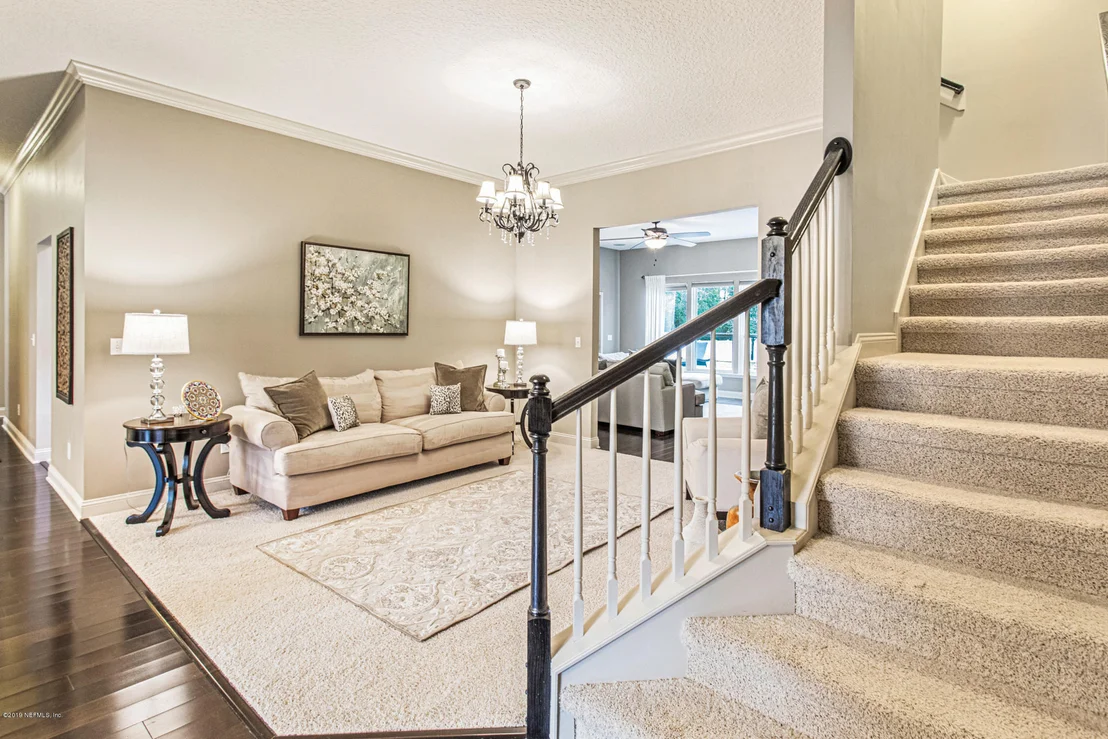 Photo of 428 PAISLEY Place