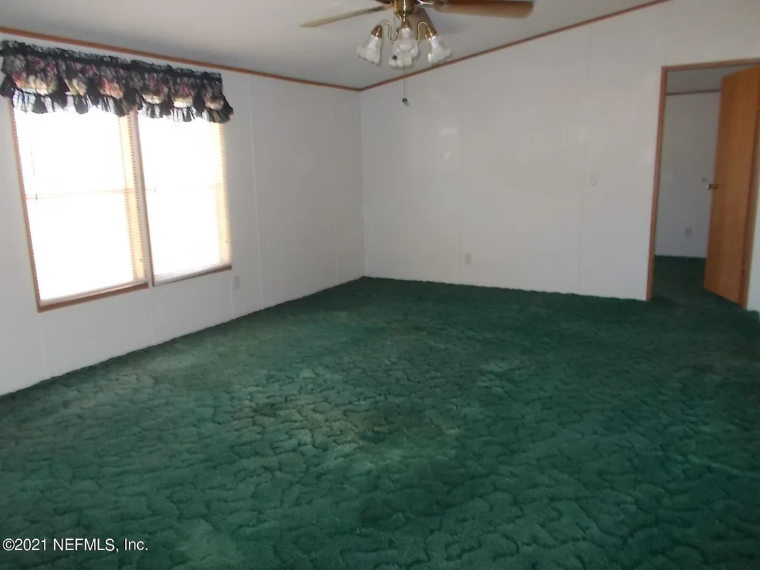 Photo of 35038 SPLIT OAK Drive