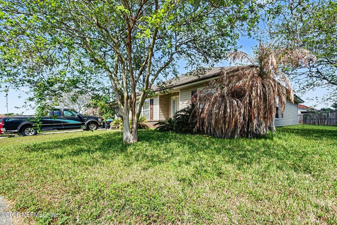 Photo of 6525 SILK LEAF Lane