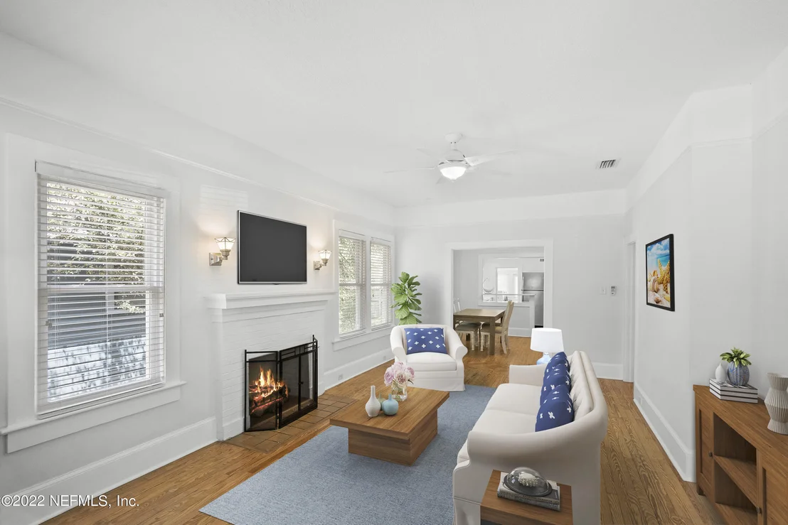 Photo of 60 ALMERIA Street
