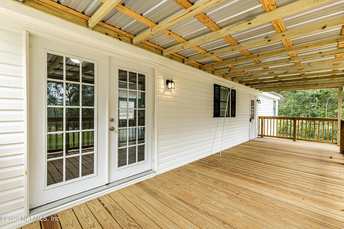 Photo of 8377 STATE ROAD 100