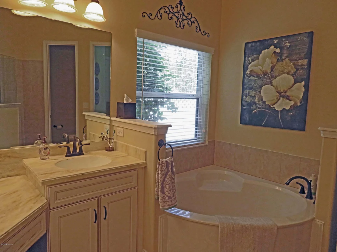Photo of 106 AVERLEY Way