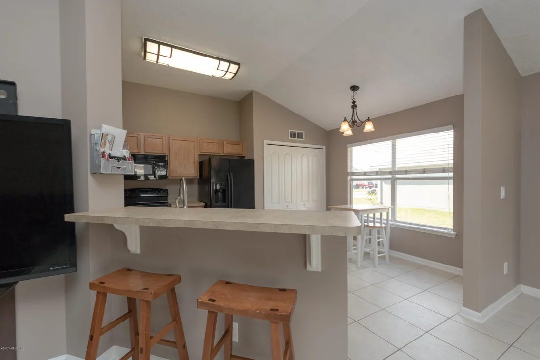 Photo of 45565 INGLEHAM Circle
