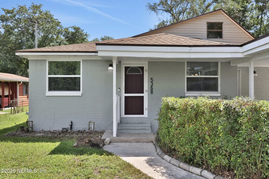 Photo of 5368 ROYCE Avenue