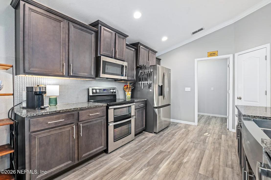 Photo of 783 PULLMAN Circle