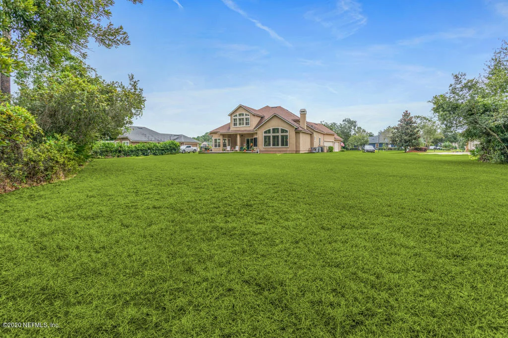 Photo of 413 SUMMERSET Drive