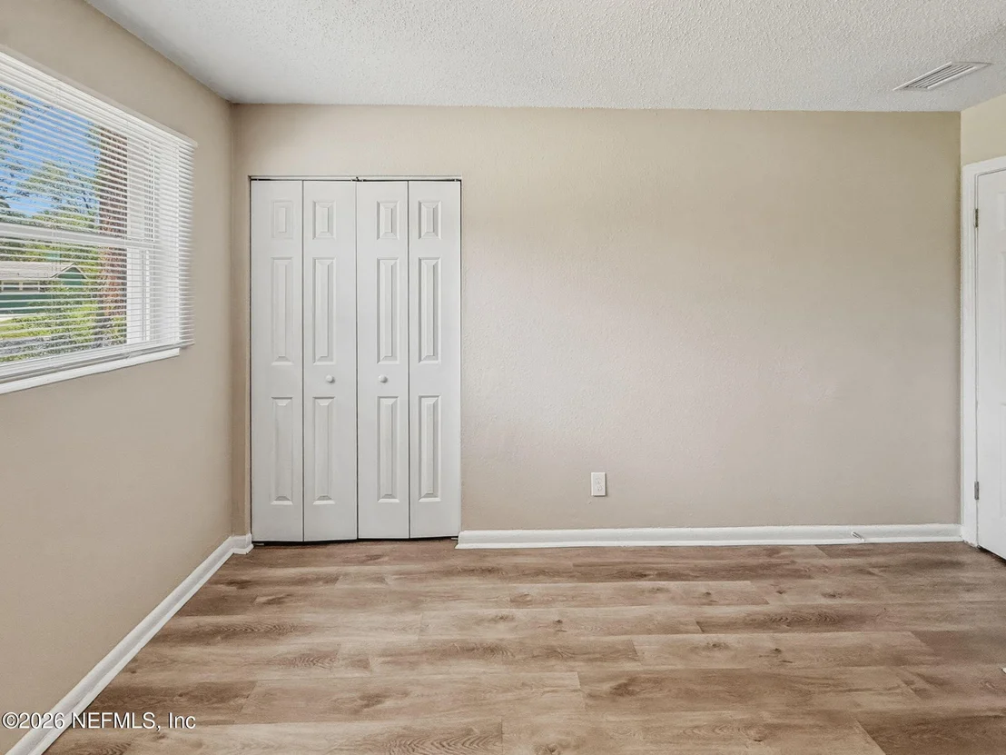 Photo of 5233 DALLEN LEA Drive