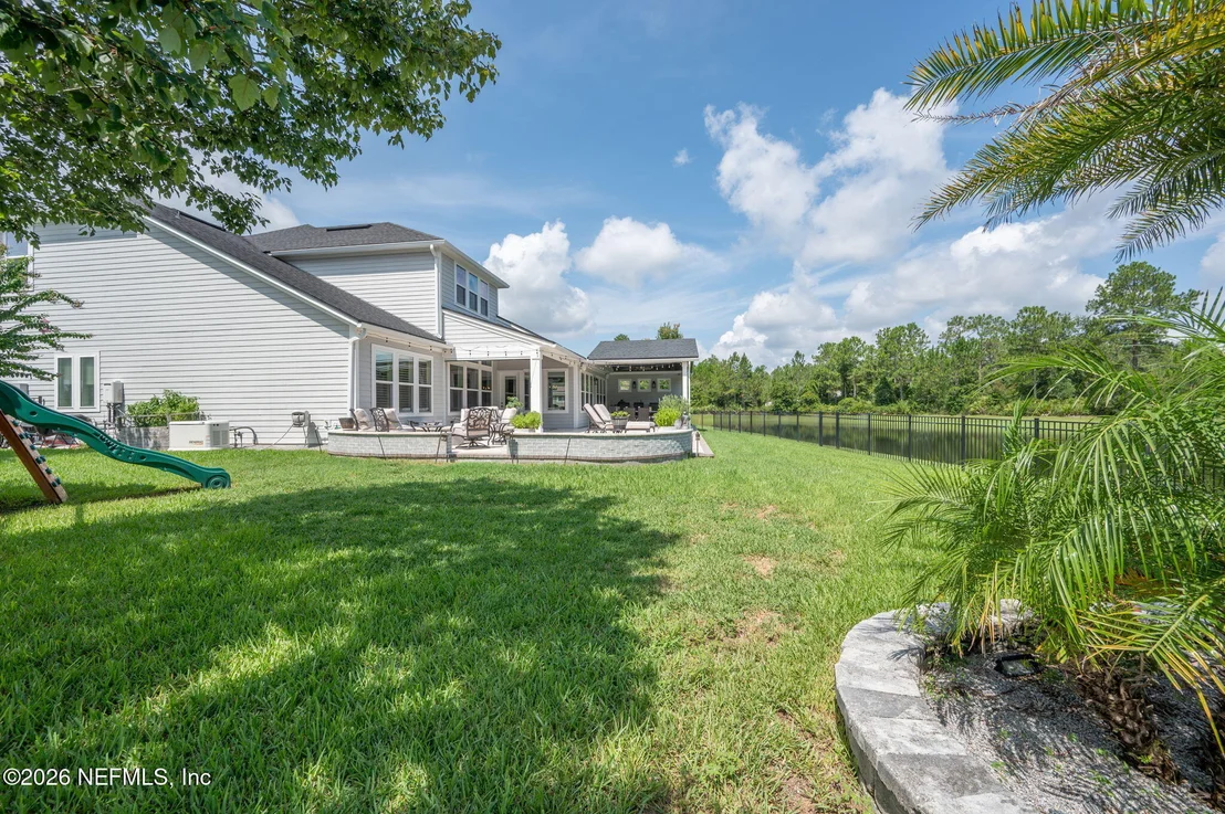 Photo of 681 GLENNEYRE Circle
