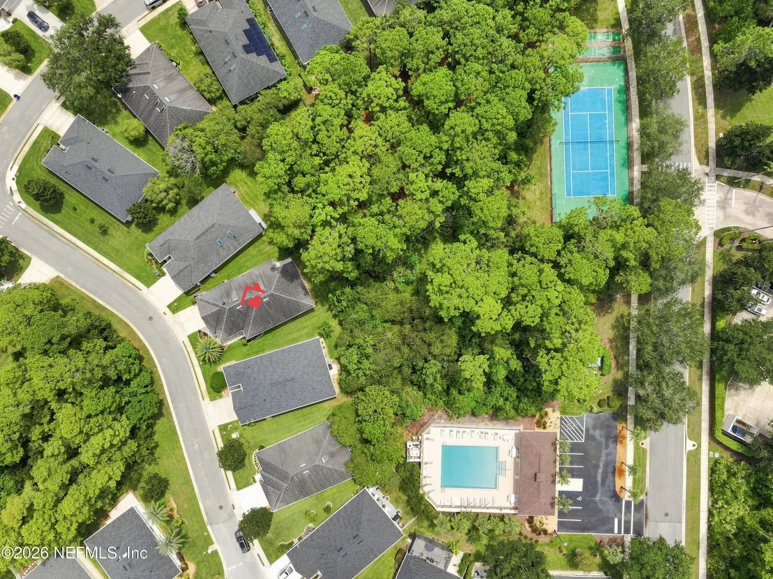 Photo of 629 KNOLLWOOD Lane