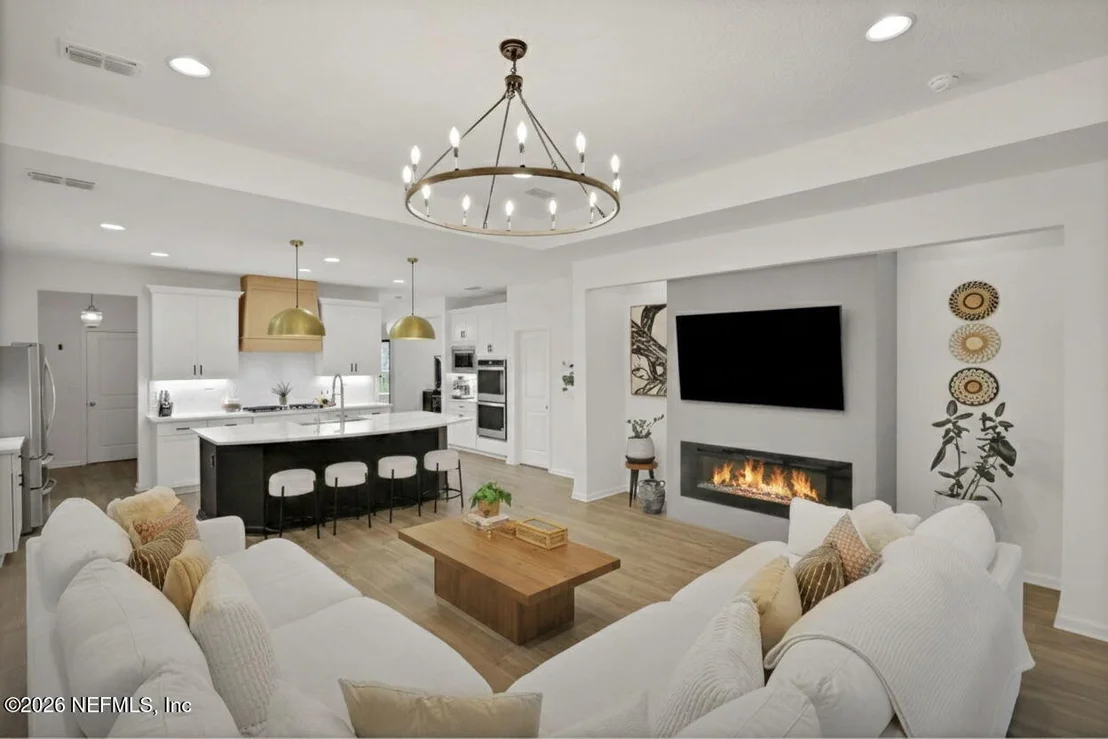 Photo of 523 WINDLEY Drive