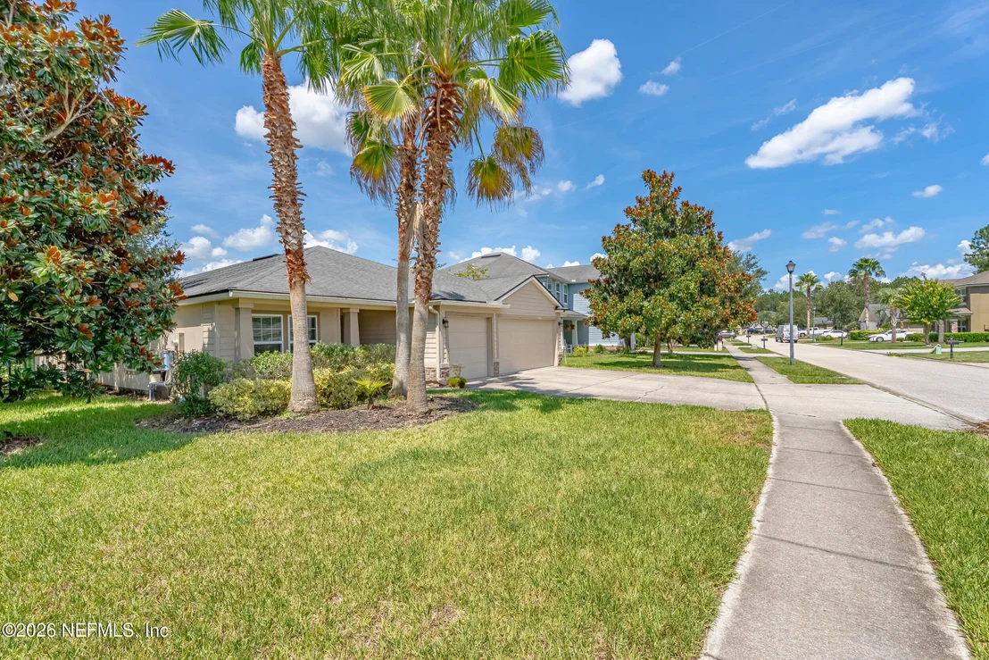 Photo of 285 W ADELAIDE Drive