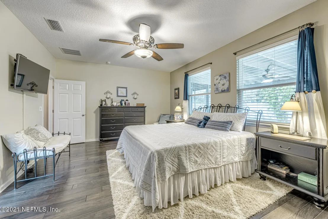 Photo of 214 PLAZA DEL RIO Drive