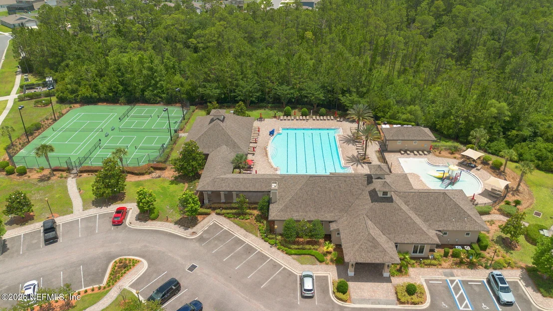 Photo of 70550 WINDING RIVER Drive