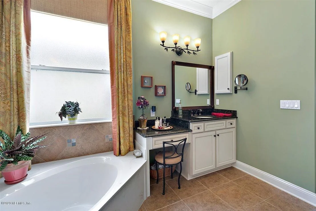 Photo of 1221 COGHILL Circle