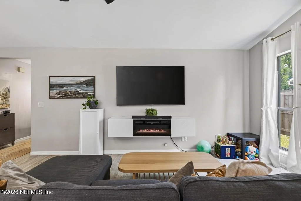 Photo of 12844 BEAUBIEN Road