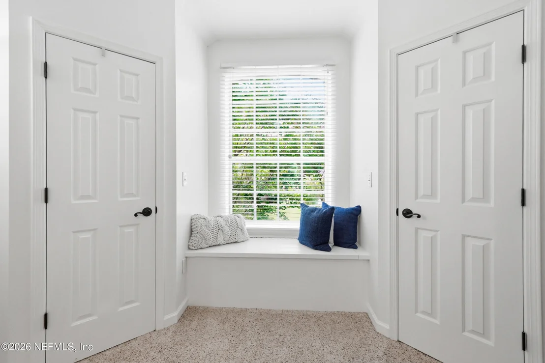 Photo of 8688 ROLLING BROOK Lane