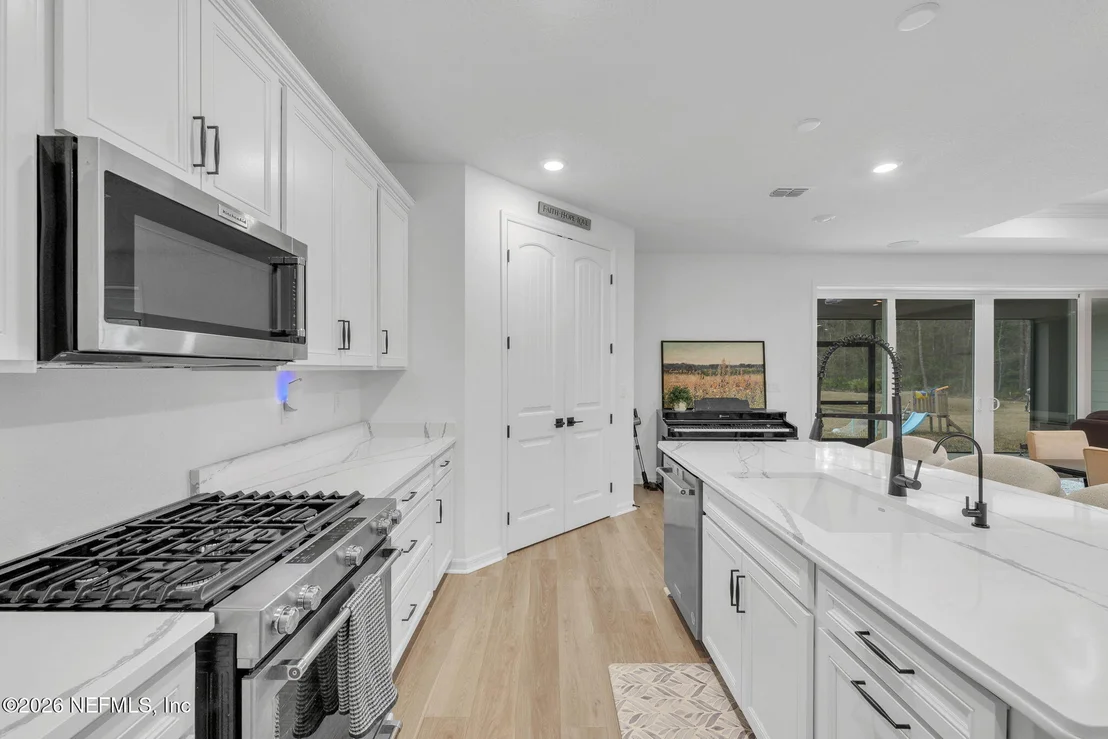 Photo of 12464 CLAPBOARD BLUFF Trail