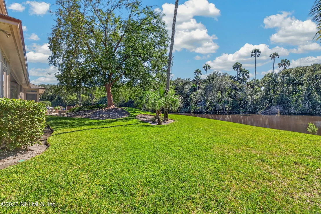 Photo of 2206 LAUGHING GULL Circle