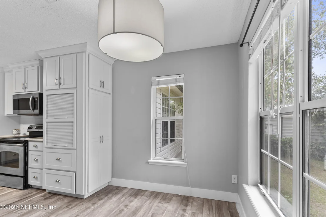 Photo of 7031 OAKRIDGE Loop