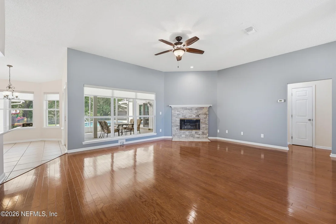 Photo of 3115 FIELDCREST Drive