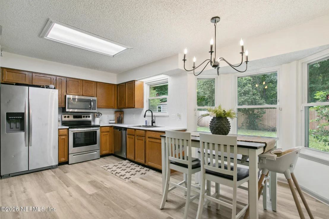Photo of 2051 CORNELL Road