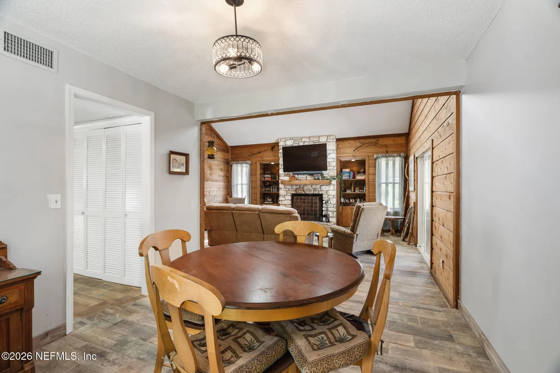 Photo of 1131 CACTUS CUT Road