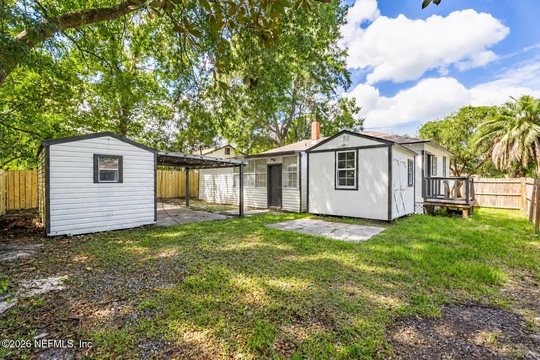 Photo of 4802 LOUISA Terrace