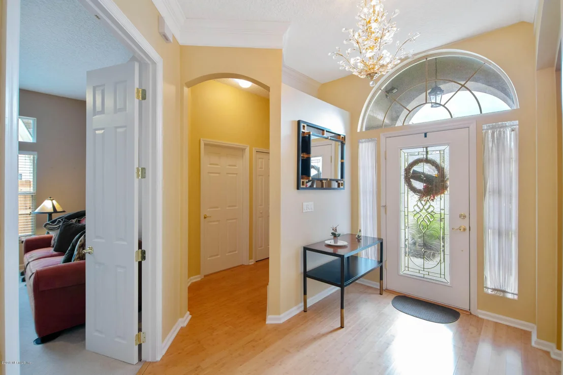 Photo of 115 GLEN OAKS Drive