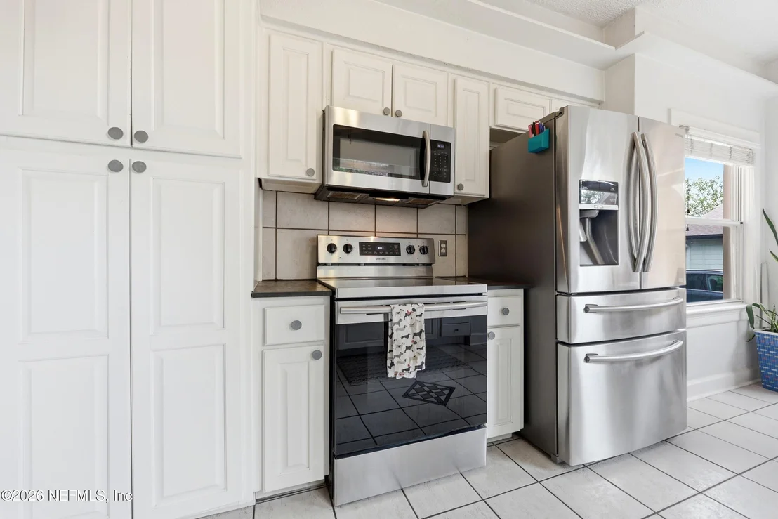 Photo of 525 2ND Street