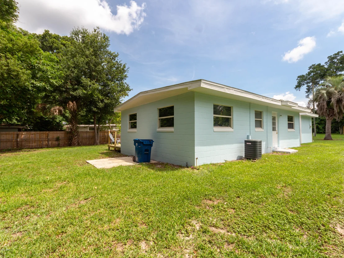 Photo of 1456 GRIFLET Road