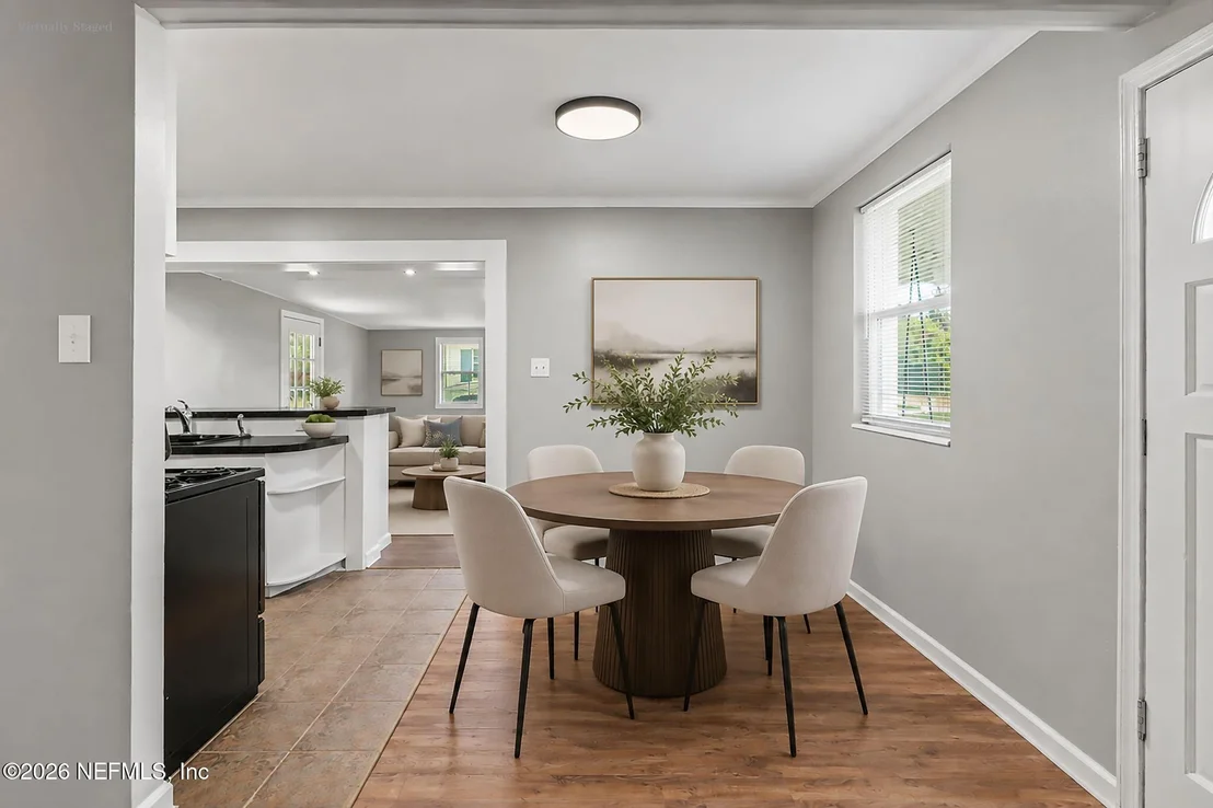 Photo of 215 HILLTOP Drive