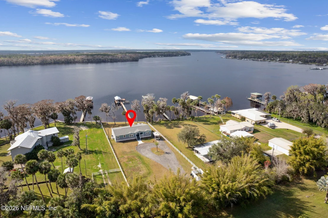 Photo of 208 LAKE GEORGE POINT Drive