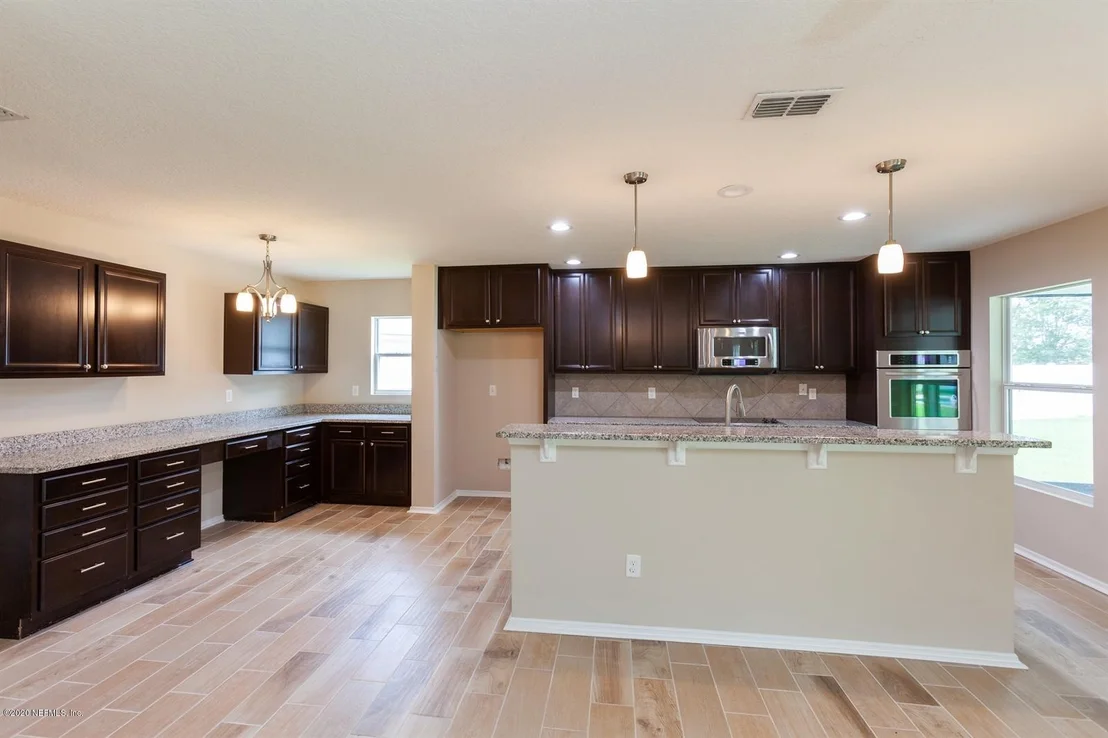 Photo of 193 TERRACINA Drive