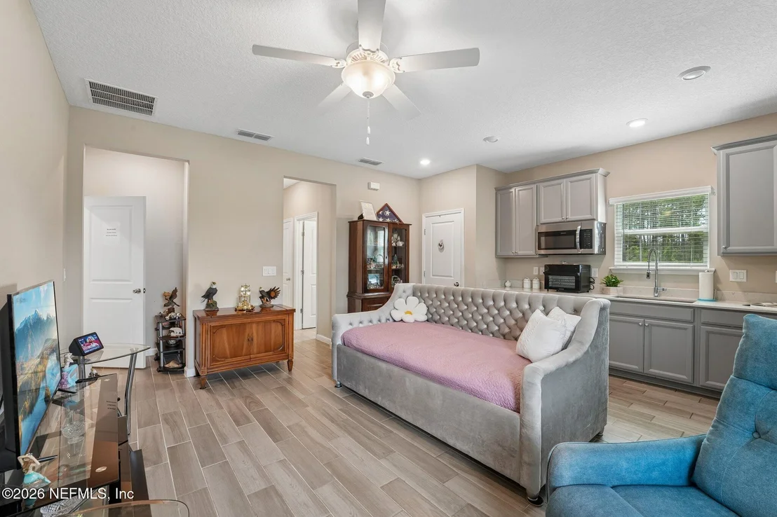 Photo of 3842 HEATHERBROOK Place