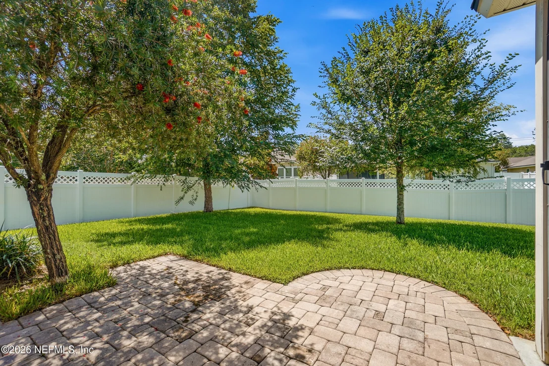 Photo of 384 SHETLAND Drive