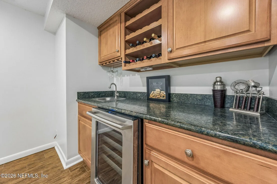 Photo of 4226 FOREST PARK Road
