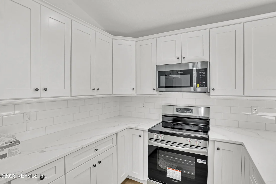 Photo of 232 JACKSON Boulevard
