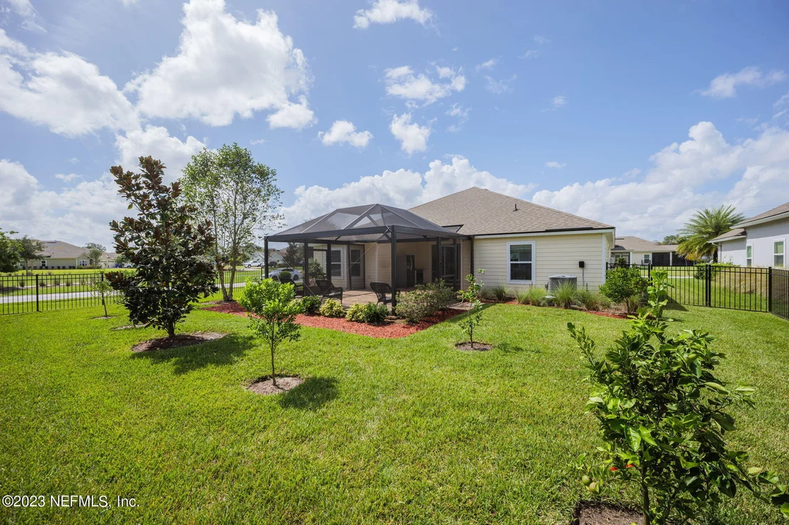 Photo of 210 CEDARSTONE Way