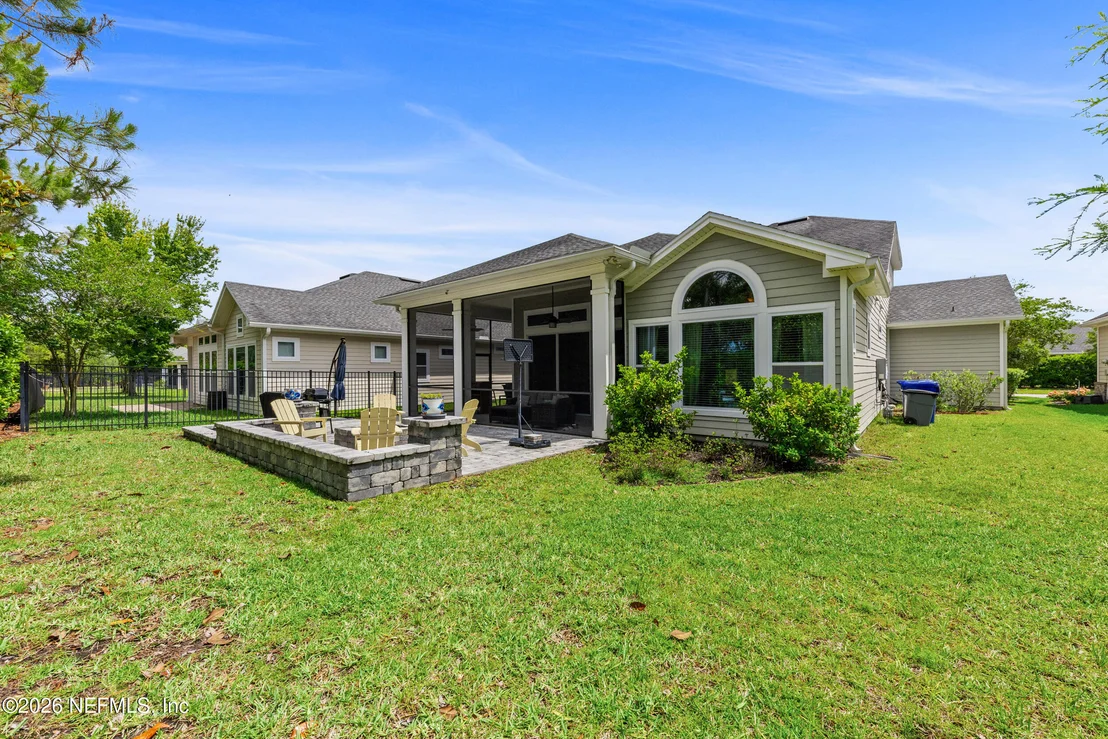 Photo of 41 PALISADE Drive