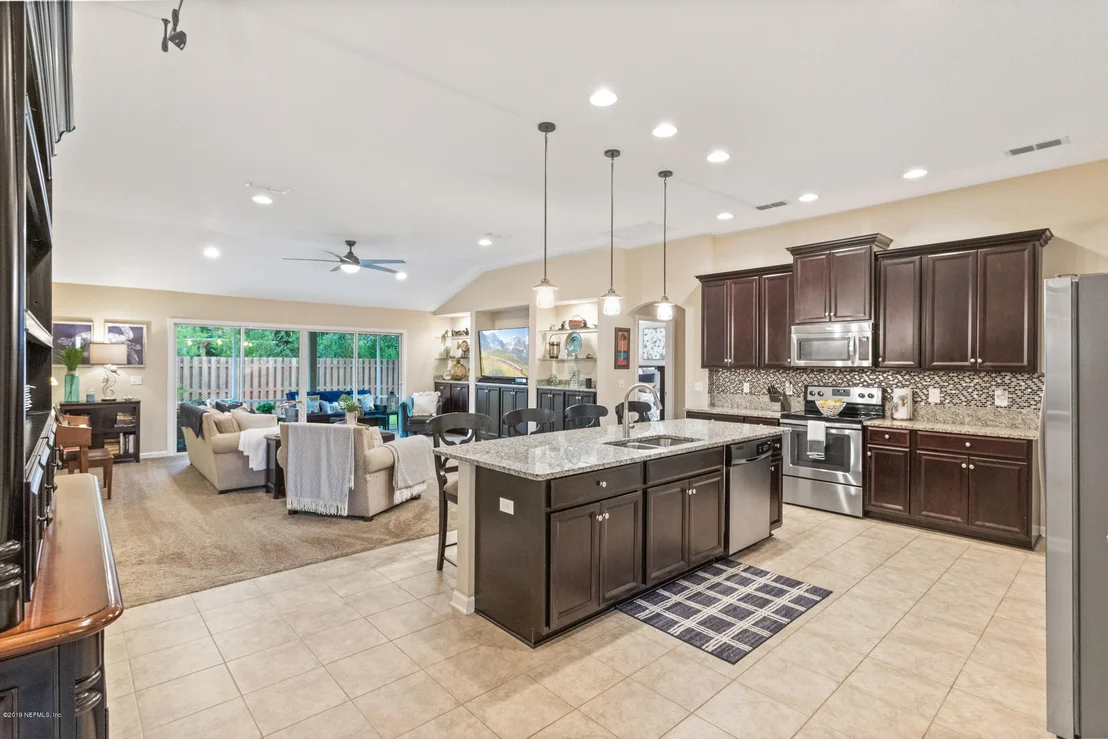 Photo of 105 SHADY BLUFF Court