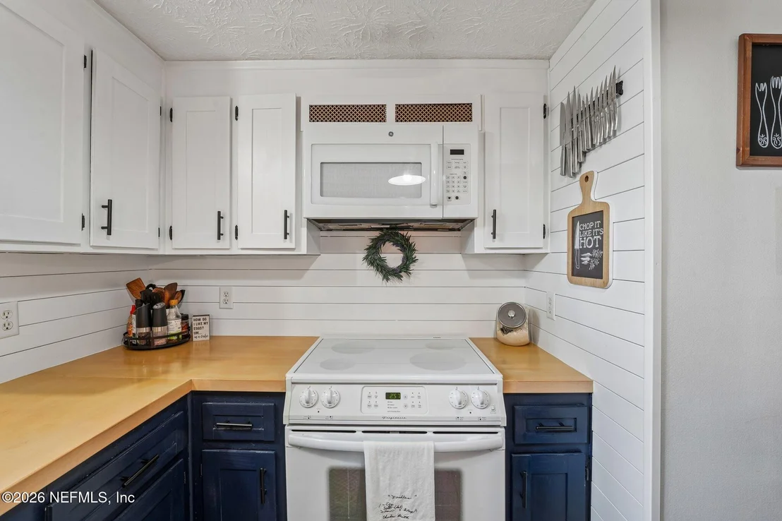 Photo of 428 VIRGO Lane