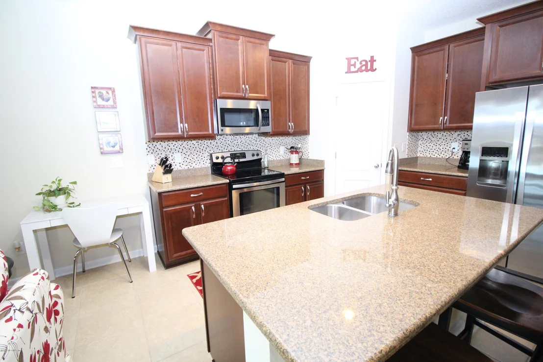 Photo of 117 KINGS TRACE Drive