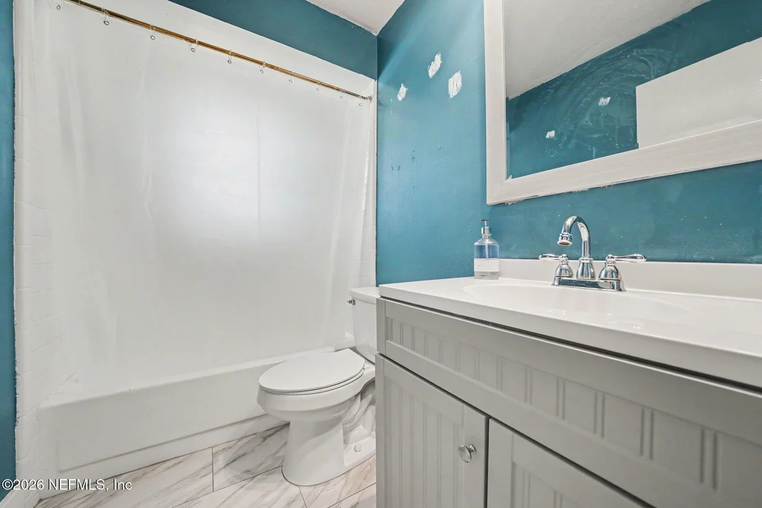 Photo of 1180 BALFOUR Drive