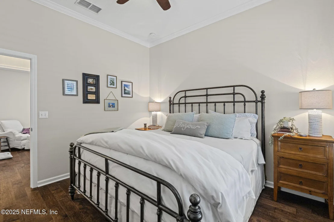 Photo of 1169 OVERDALE Road