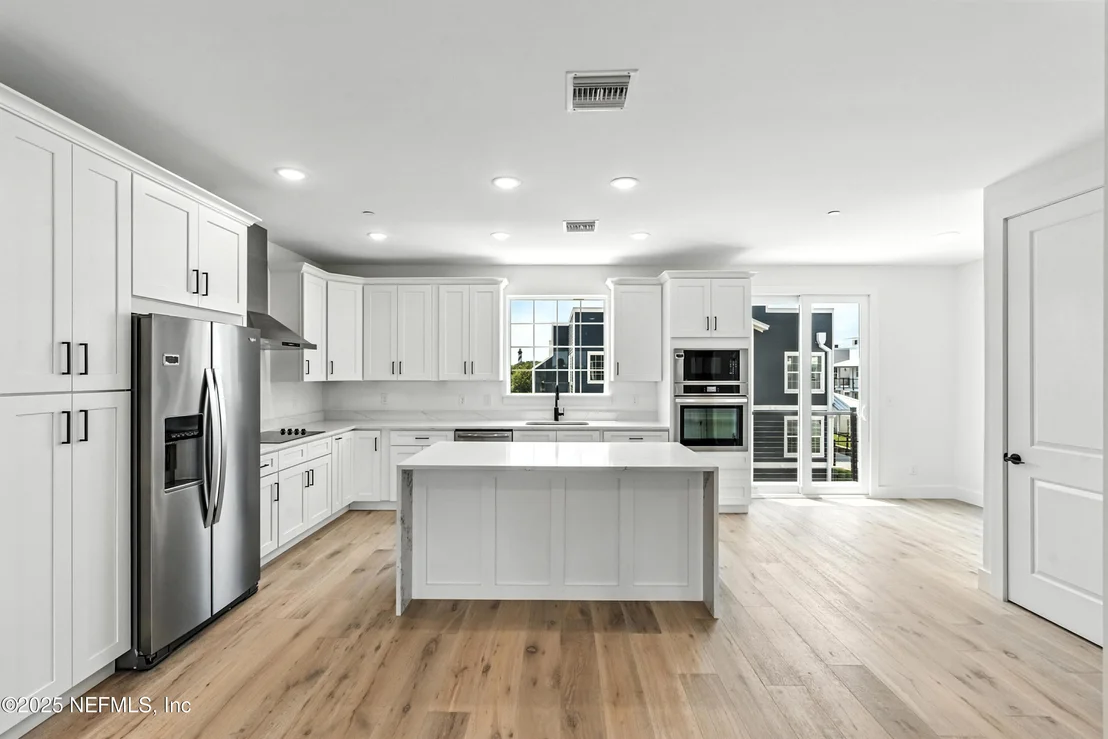 Photo of 45 CORTEZ Avenue