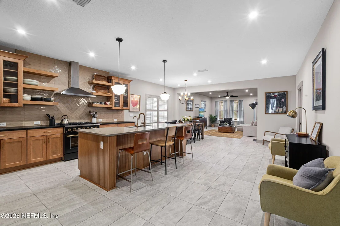 Photo of 3737 EAGLE ROCK Road