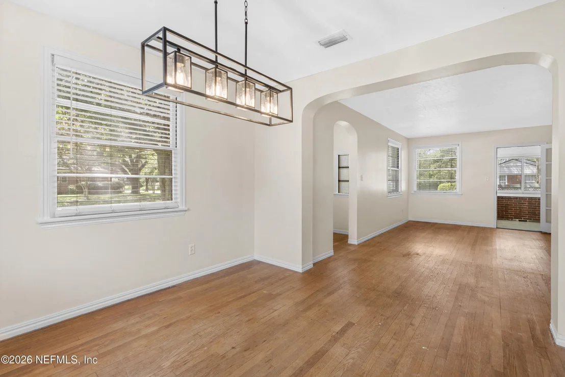 Photo of 1603 PARRISH Place