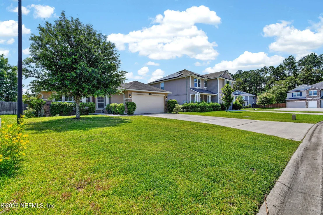 Photo of 430 SAMARA LAKES Parkway