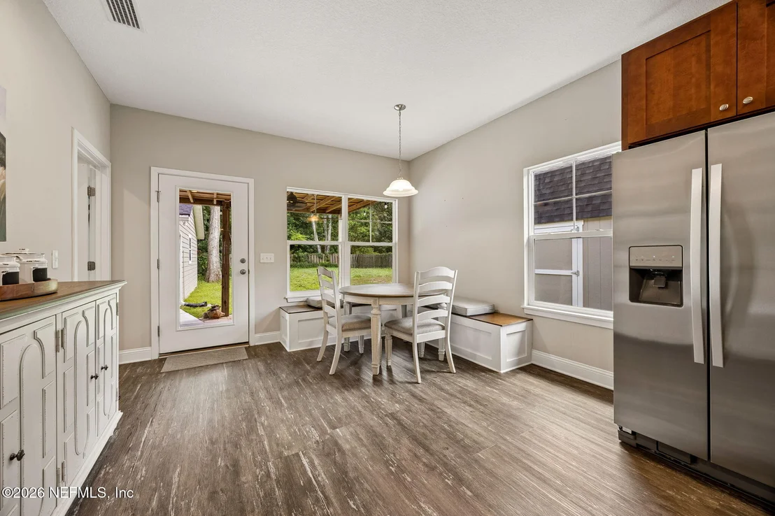 Photo of 9922 BRADLEY Road